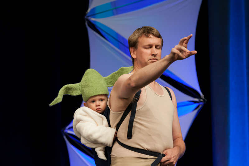 Illustration for article titled The Most Excellent Ways To Cosplay With Your Baby